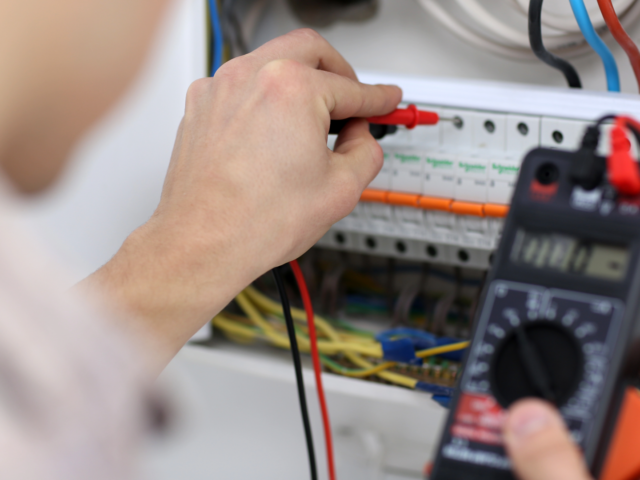 Herkeuring elektriciteit te laat? Dit moet je weten